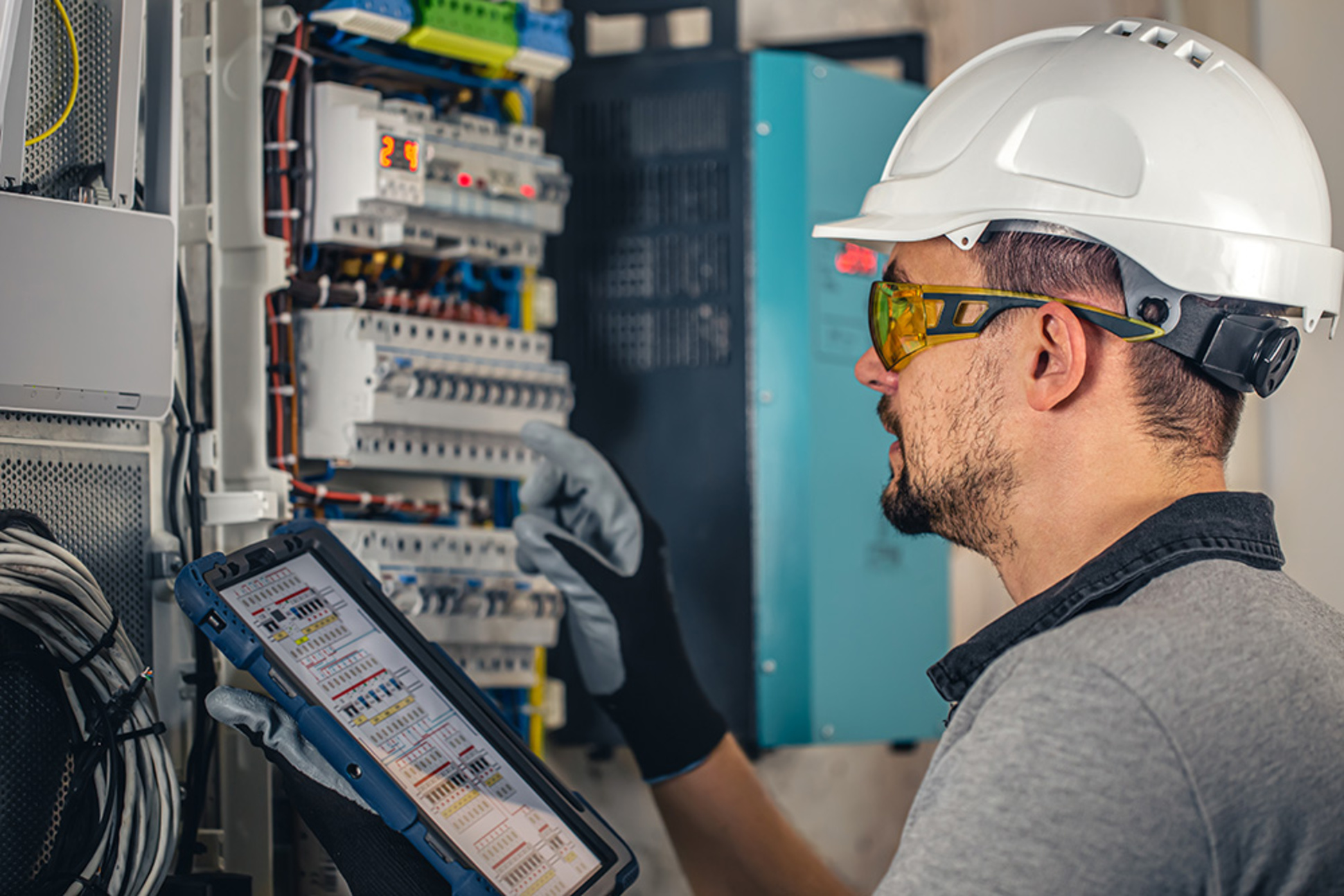 Industrie & Gewerbe bei PHP Elektrotechnik in Maidbronn
