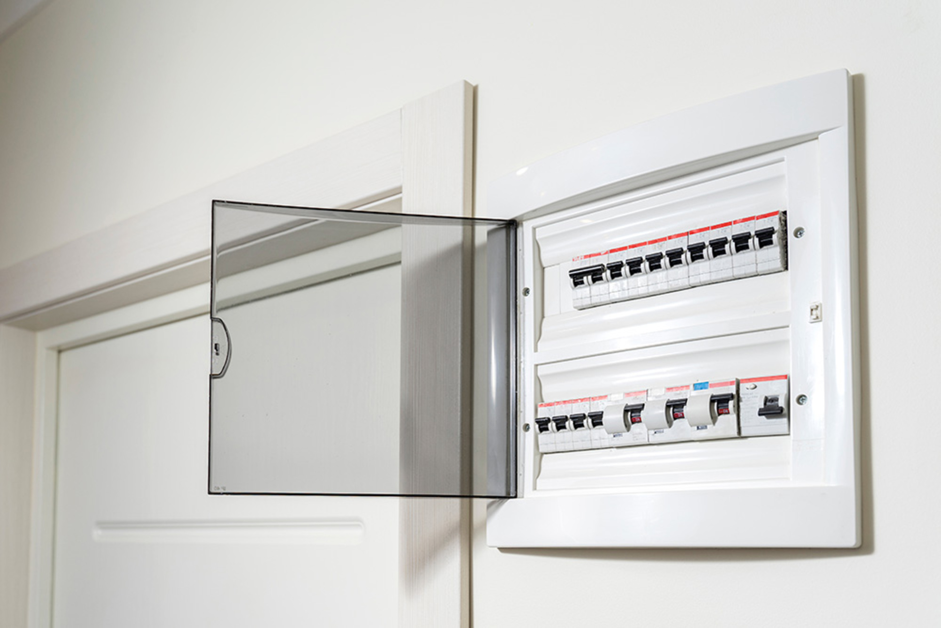 Über­spannungs­schutz bei PHP Elektrotechnik in Maidbronn
