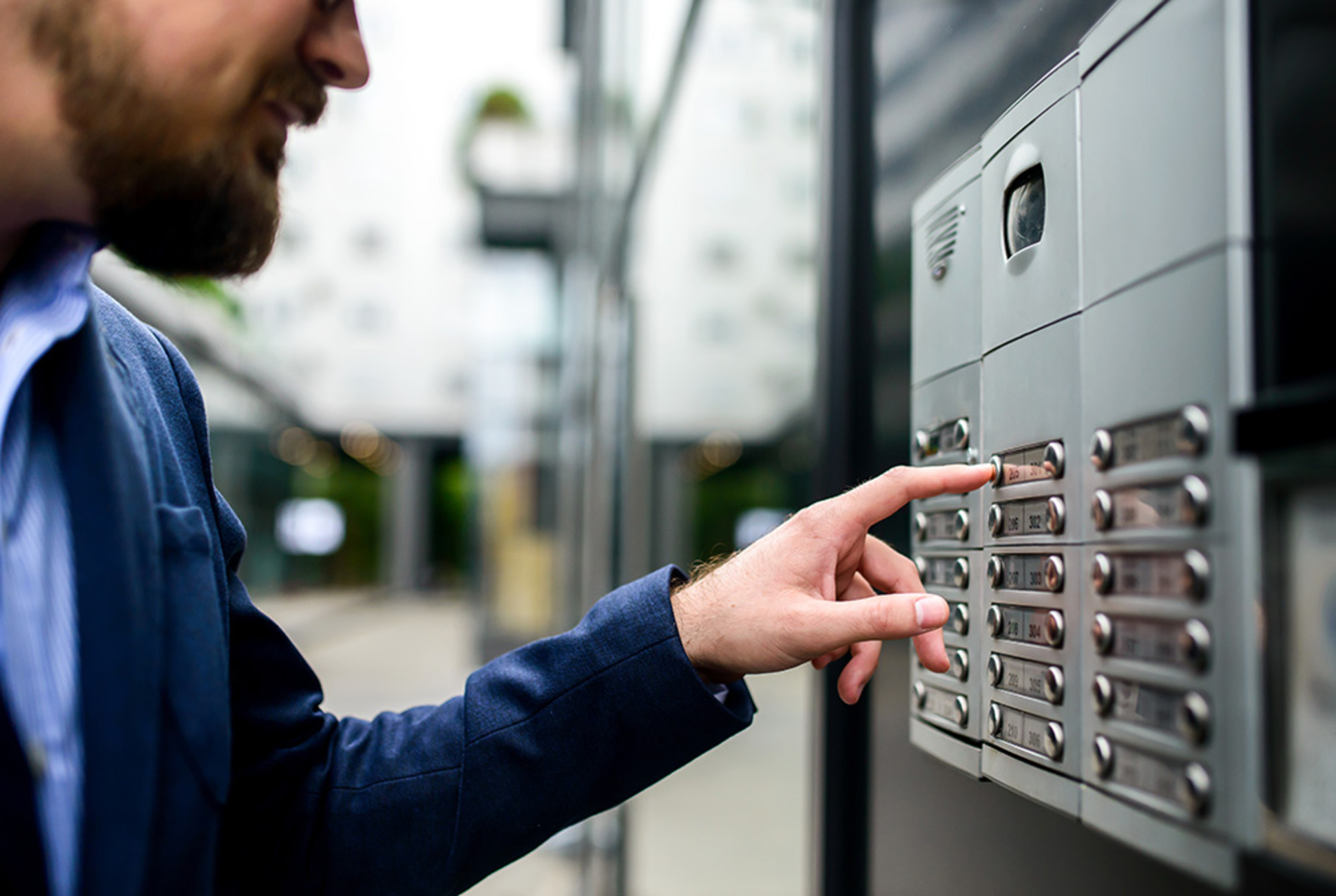 Sprech­anlagen bei PHP Elektrotechnik in Maidbronn